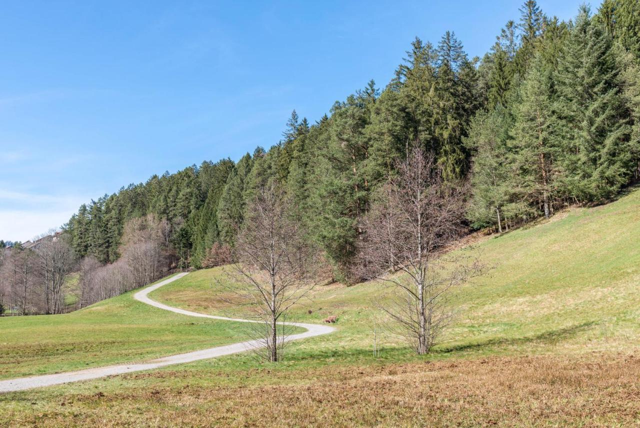Apartamento Schwarzwald Woelkchen Baiersbronn Exterior foto